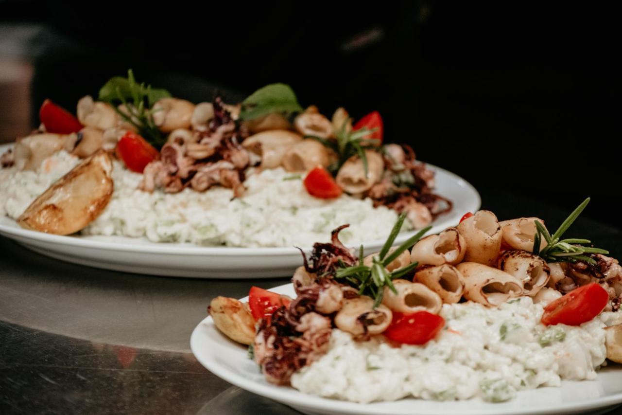 Fontana Hotel & Gastronomy ブドヴァ エクステリア 写真