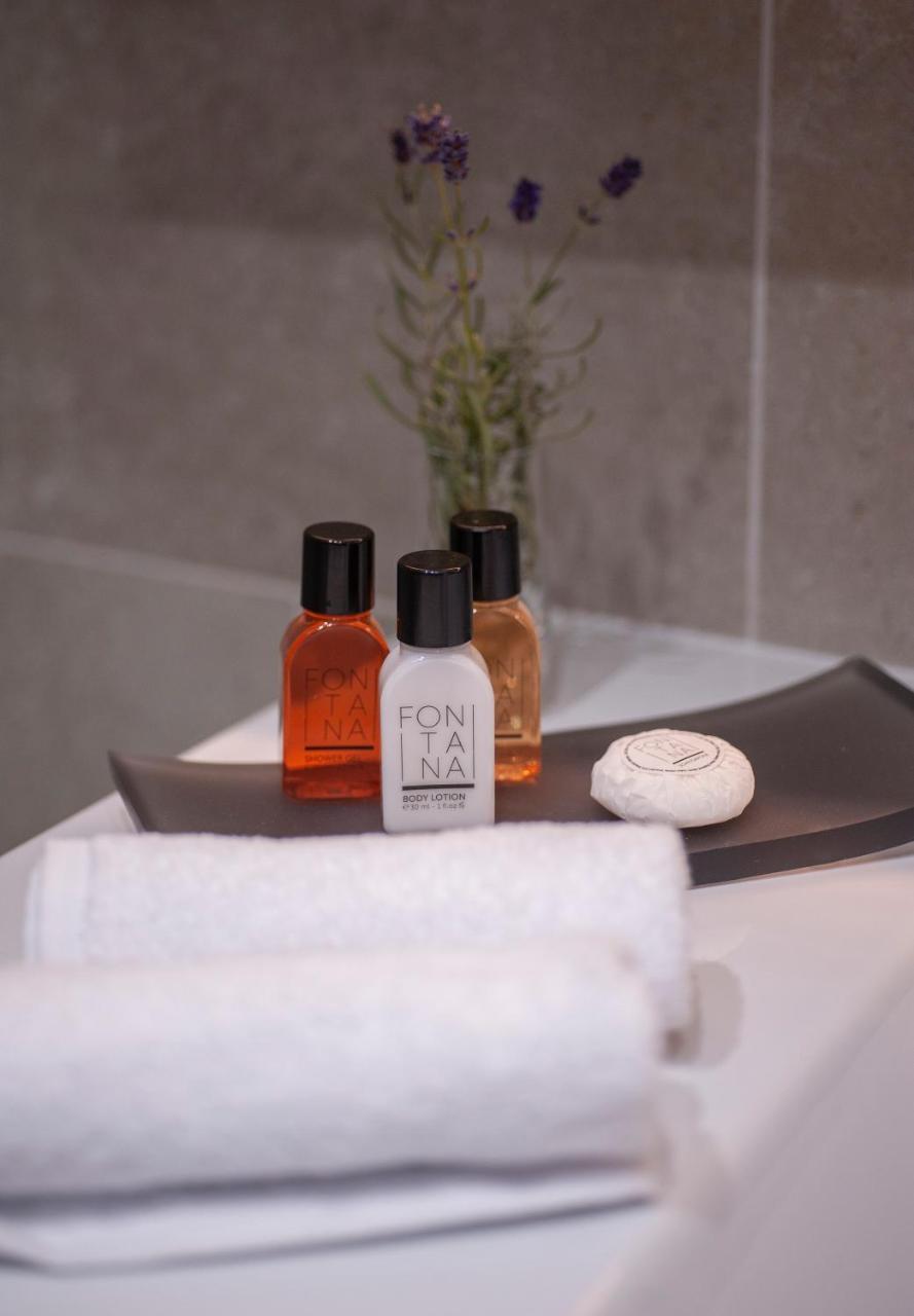 Fontana Hotel & Gastronomy ブドヴァ エクステリア 写真